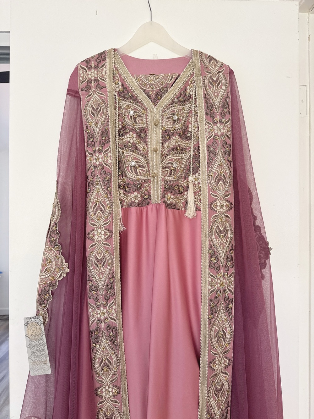 NWT Embellished Dusky Rose Embroidered Egyptian Gown Size M